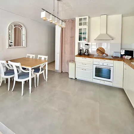 One Bedroom In Alto K107 דירה